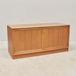 1575 9193 SIDEBOARD